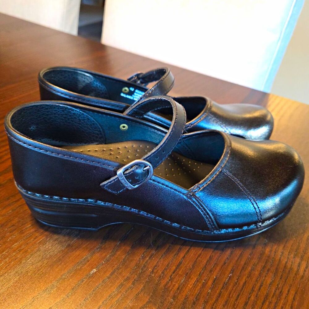 Dansko Black Leather Mary Jane Clogs 40 Y2K Coquette Cottagecore Chunky Fall